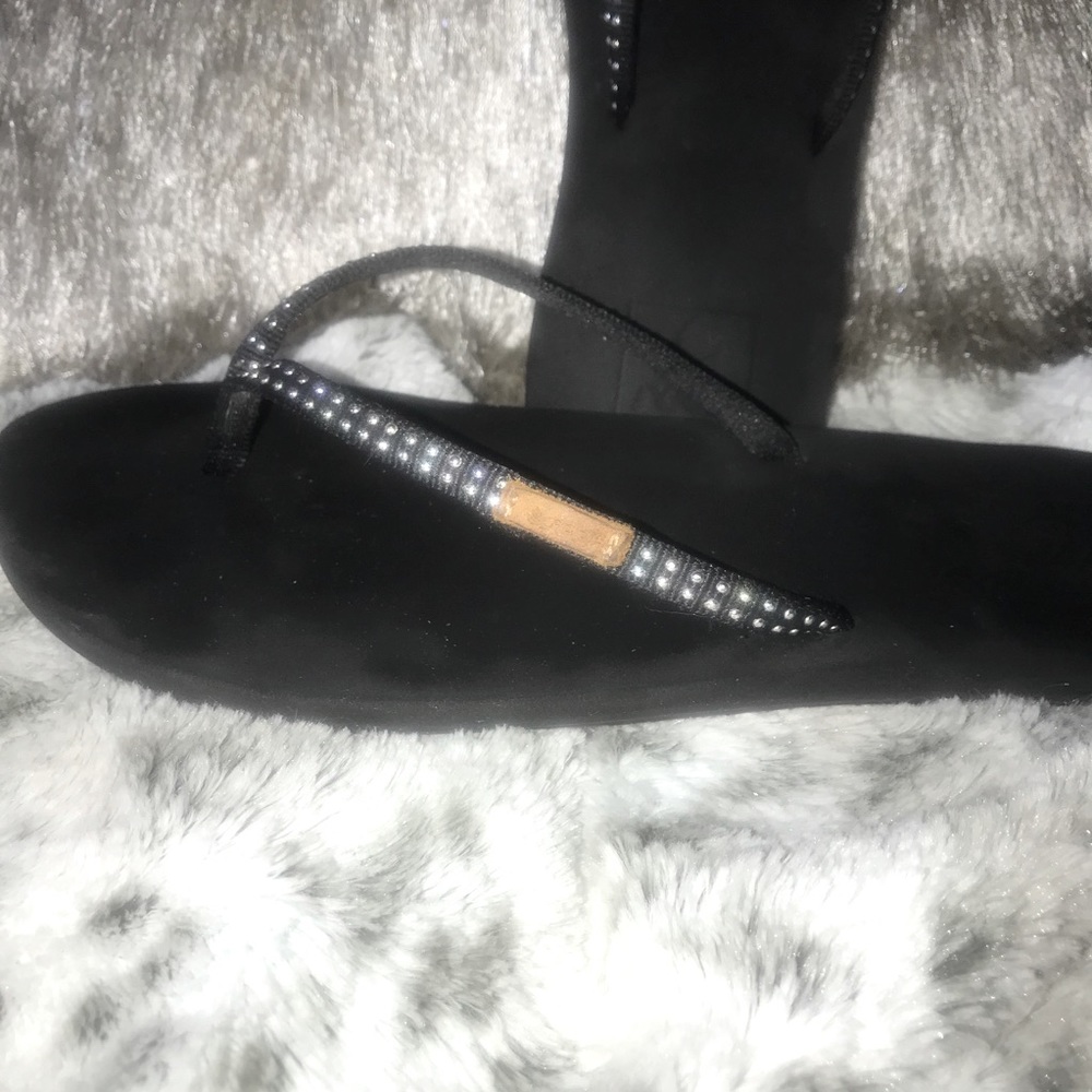 Reef  flip flop with studs ✨